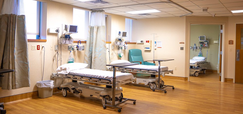 Patient recovery area at Pacific ENT Institute's surgery center